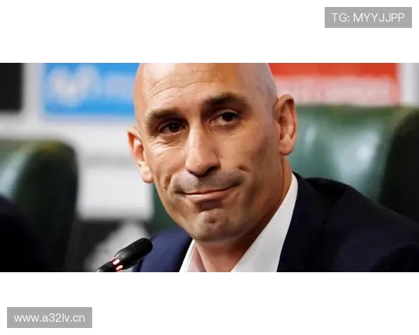 卡卢卢红牌难撤唯有主席特赦